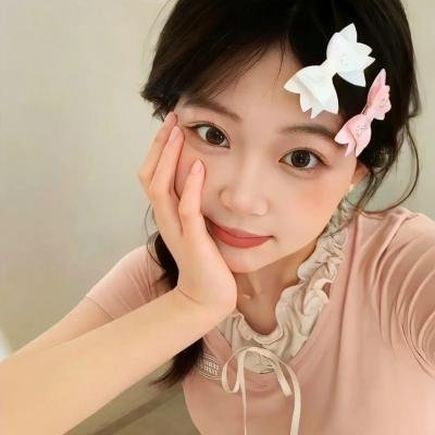 蓝眼睛波利